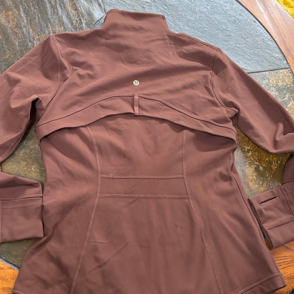 NWOT. Womens lululemon full zip jacket - Picture 2 of 6